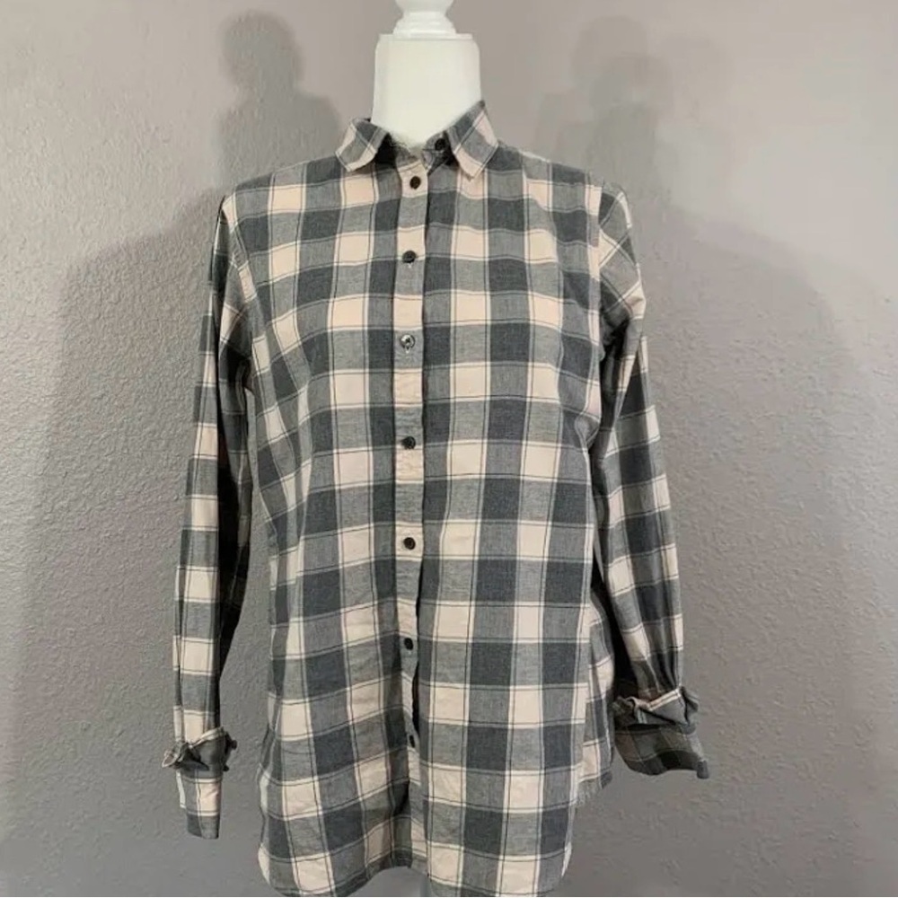 Banana Republic Gray and Cream Plaid Button-Down Shirt